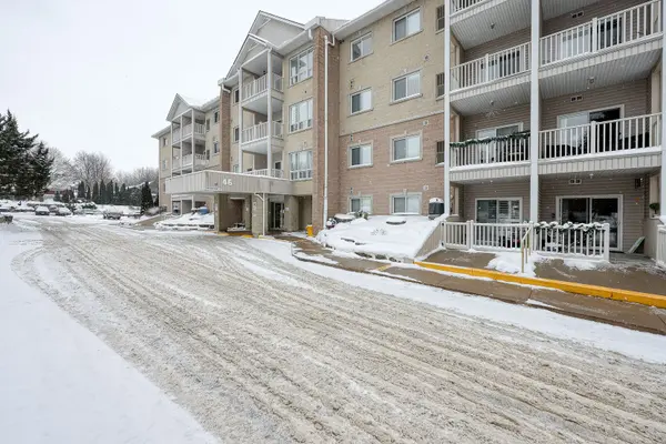 Ingersoll, ON N5C 1C4,46 Canterbury ST #201