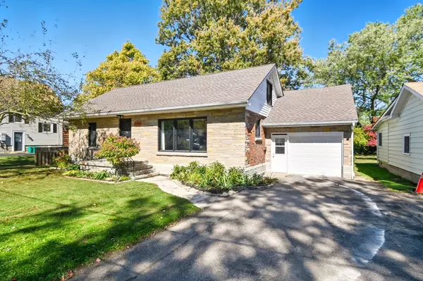 Fort Erie, ON L0S 1N0,3754 Highland DR