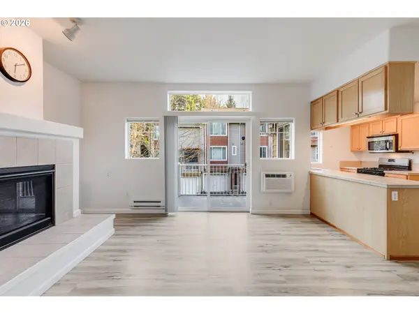 10857 SW CANTERBURY LN #202, Tigard, OR 97224