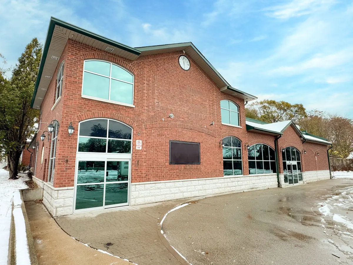 744 Adelaide ST N #Unit 1B, London East, ON N5Y 2L6