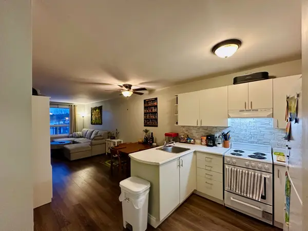 206 Perry ST #A4, Clearview, ON L0M 1S0