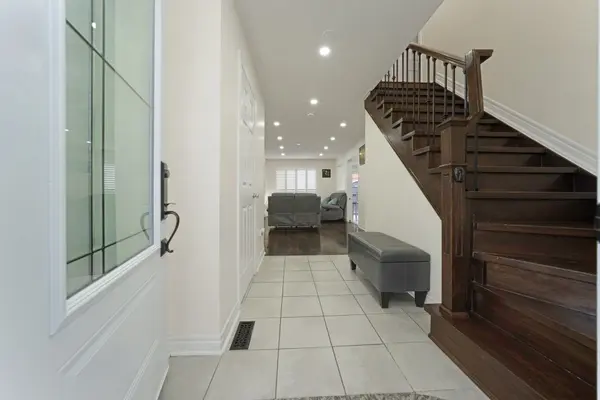 Brampton, ON L6P 1M3,15 Diploma DR