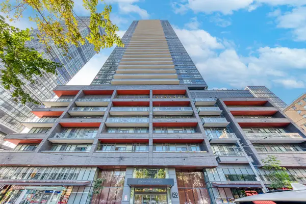 Toronto C08, ON M5B 0A9,159 Dundas ST E #611