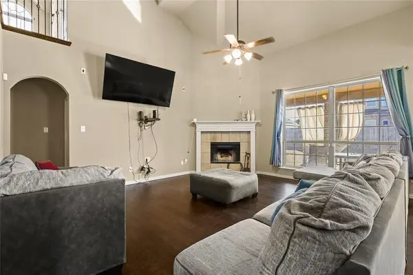 1010 Grover Court, Cedar Hill, TX 75104