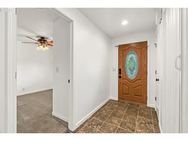 Kelso, WA 98626,230 HAUSSLER RD