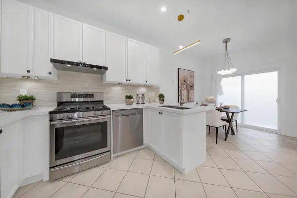 31 Cherry Bush RD, Vaughan, ON L6A 0R9