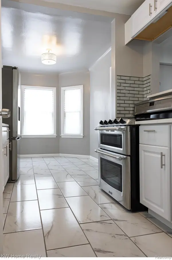 20051 Prairie ST, Detroit, MI 48221