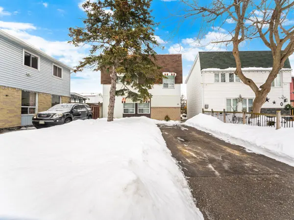 Brampton, ON L6S 2J8,19 Grand River CT