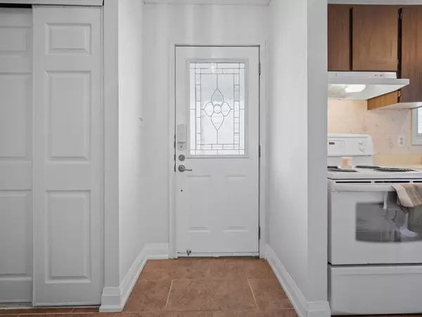 Brampton, ON L6S 2J8,19 Grand River CT