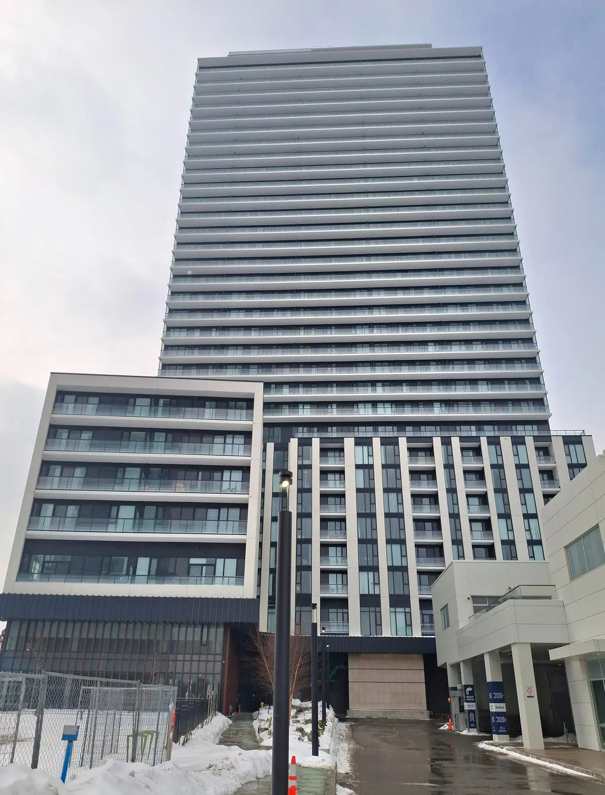 Toronto C07, ON M2M 0C6,5858 Yonge ST #1602