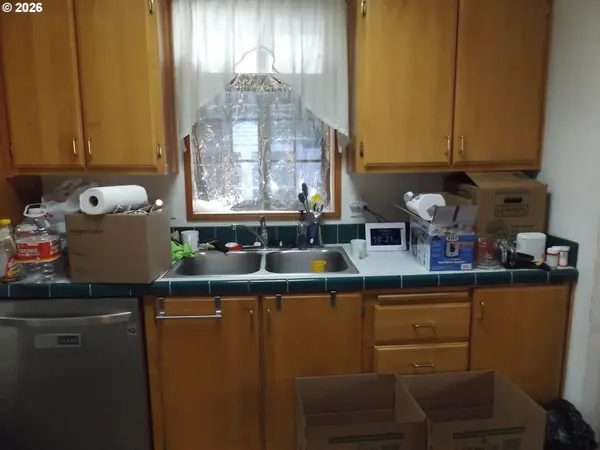 Roseburg, OR 97471,130 RIVER RIDGE AVE