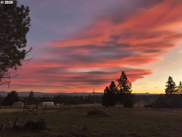 288 S MOLLY ANN RD, Tygh Valley, OR 97063