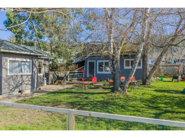 Coquille, OR 97423,1268 N ELLIOTT ST