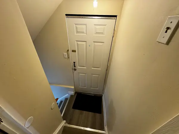 Brampton, ON L6Y 4M5,30 Tina CT