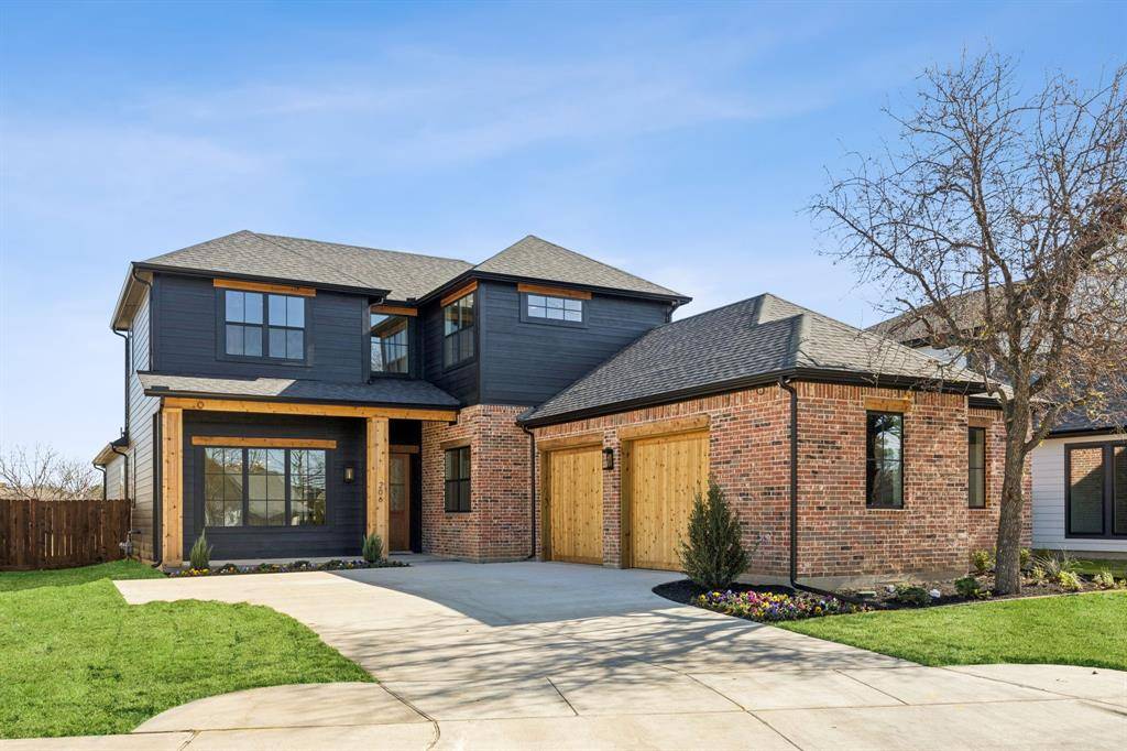 206 Pecan Street, Roanoke, TX 76262