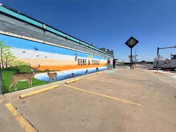 Bronte, TX 76933,103 W Main Street