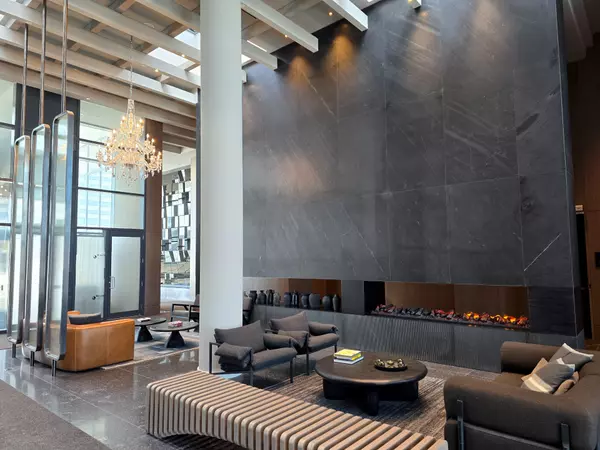 Vaughan, ON L4K 0R2,8 Interchange WAY #3001