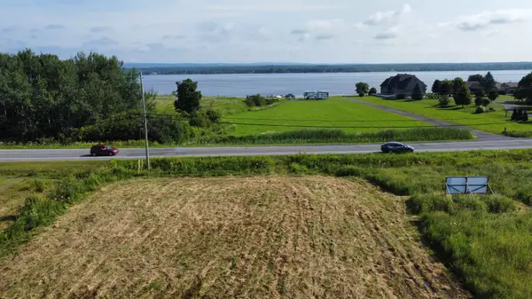 Champlain, ON K6A 2R2,00 FRONT RD