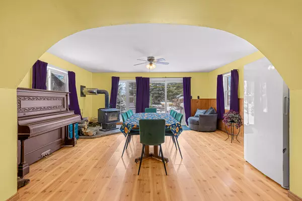 Front Of Yonge, ON K0E 1R0,1593 County 2 RD