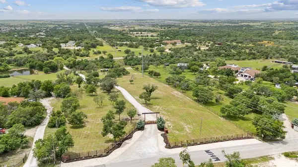 Fort Worth, TX 76108,319 Verna Trail N