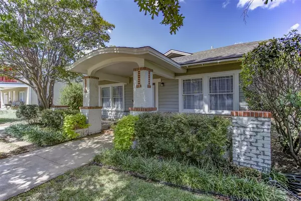 Fort Worth, TX 76110,2220 W Rosedale Street S