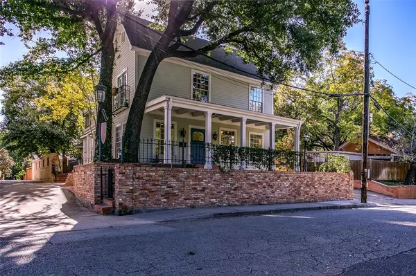 2916 Sale Street, Dallas, TX 75219