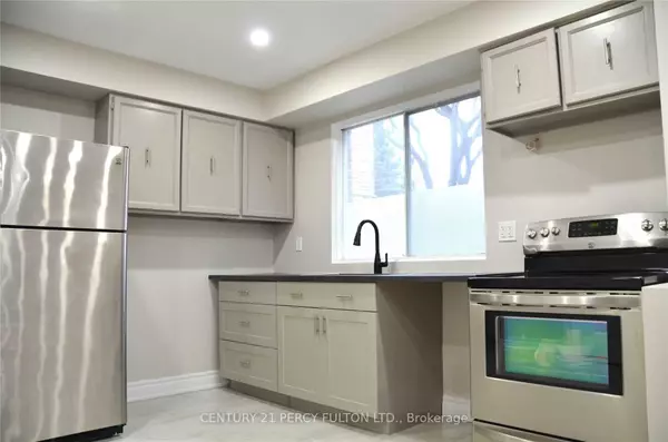 Toronto, ON M2J 4M5,26 Lady Fern WAY