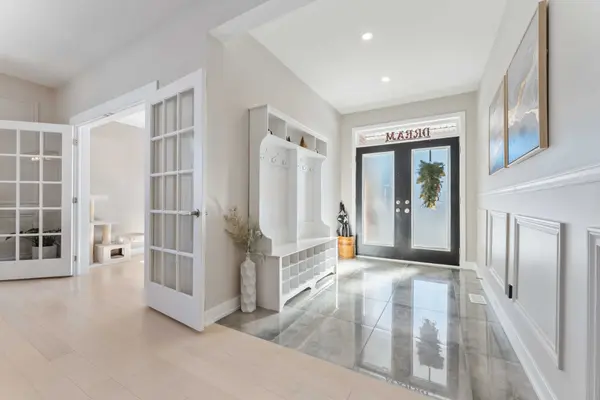 3369 Findlay Creek DR, Leitrim, ON K1T 0V5