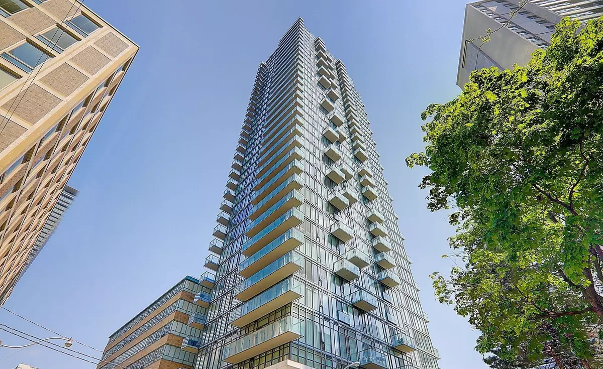 Toronto C01, ON M4Y 0A5,75 St Nicholas ST #307