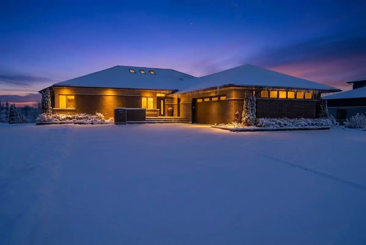 South Stormont, ON K0C 1P0,19 George Patrick DR