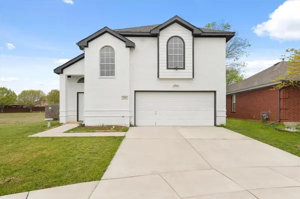 7901 Crouse Drive, Fort Worth, TX 76137