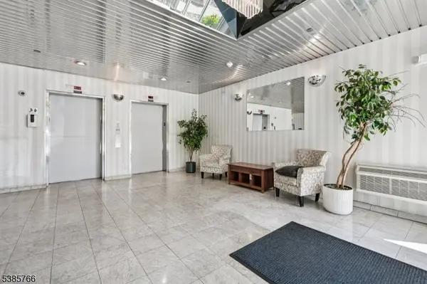 38 Moonachie Rd #116, Hackensack City, NJ 07601