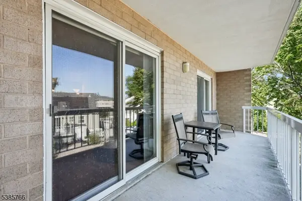38 Moonachie Rd #116, Hackensack City, NJ 07601
