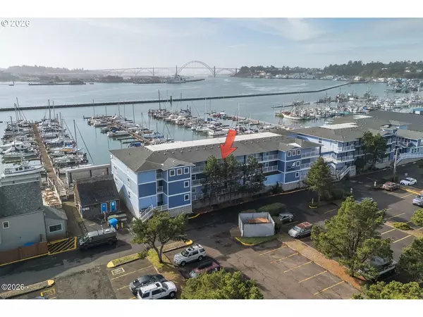 890 SE BAY BLVD #305, Newport, OR 97365