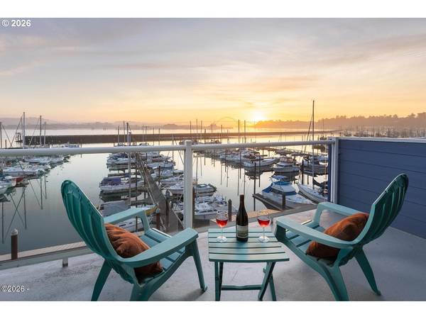 890 SE BAY BLVD #305, Newport, OR 97365