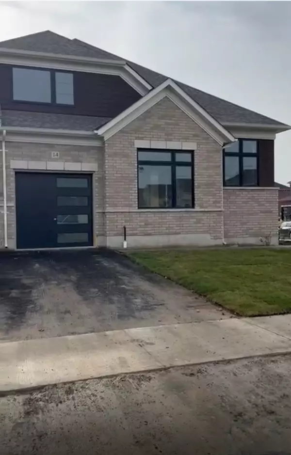 Adjala-tosorontio, ON L0G 1W0,14 Mayapple ST