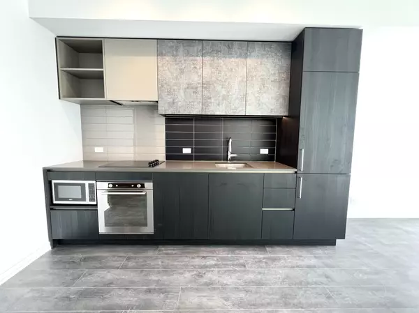 Vaughan, ON L4K 0L1,1000 Portage Pkwy #908