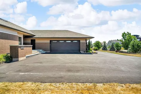 South Stormont, ON K0C 1P0,19 George Patrick DR