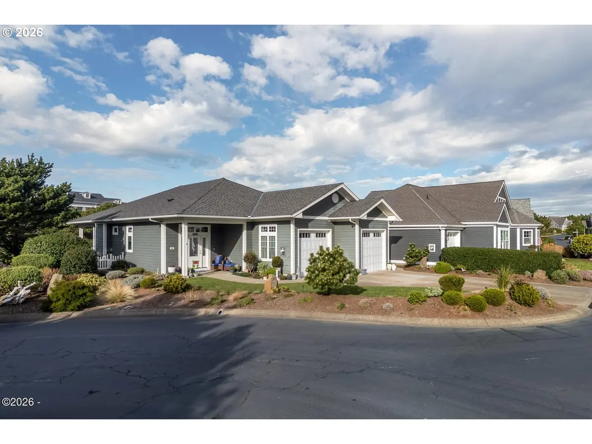 5920 SW ARBOR DR, Newport, OR 97366