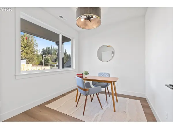 14196 SE Iseli LN, Clackamas, OR 97015