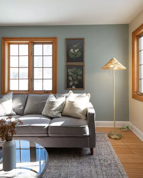 Centre Hastings, ON K0K 2K0,40 Davidson ST