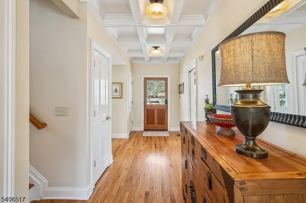 61 TULIP STREET, Summit City, NJ 07901