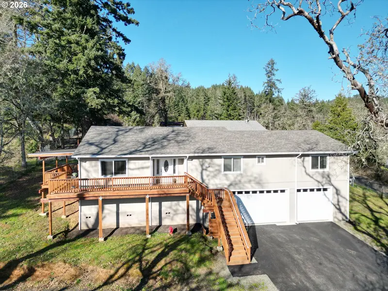575 CEDAR ST, Sutherlin, OR 97479