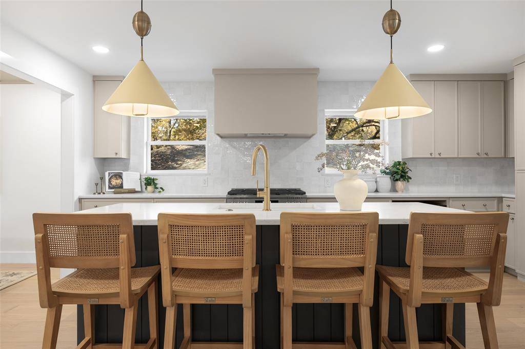 9727 Dartridge Drive, Dallas, TX 75238