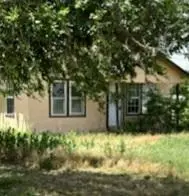 617 W Price Street, Floydada, TX 79235