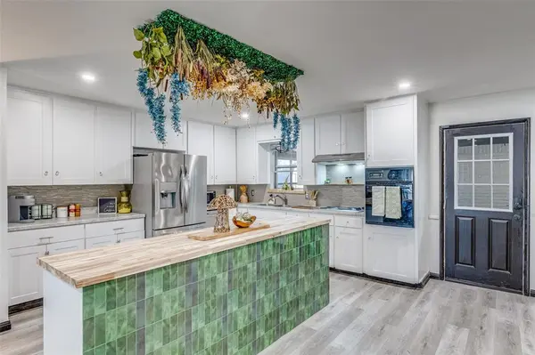 7933 Joreen Drive, North Richland Hills, TX 76180