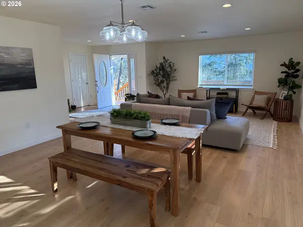 575 CEDAR ST, Sutherlin, OR 97479