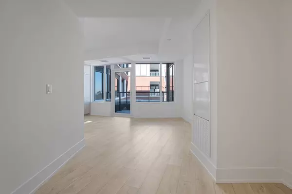 Toronto W08, ON M9A 0G2,259 The Kingsway RD #601