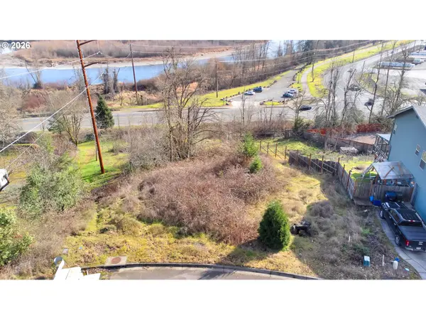 3767 Vitus LN, Springfield, OR 97477