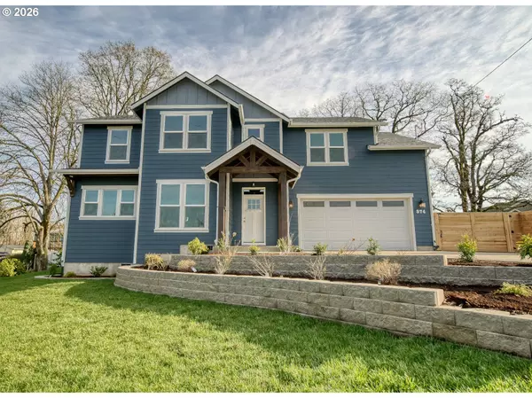 St Helens, OR 97051,374 N 18TH ST